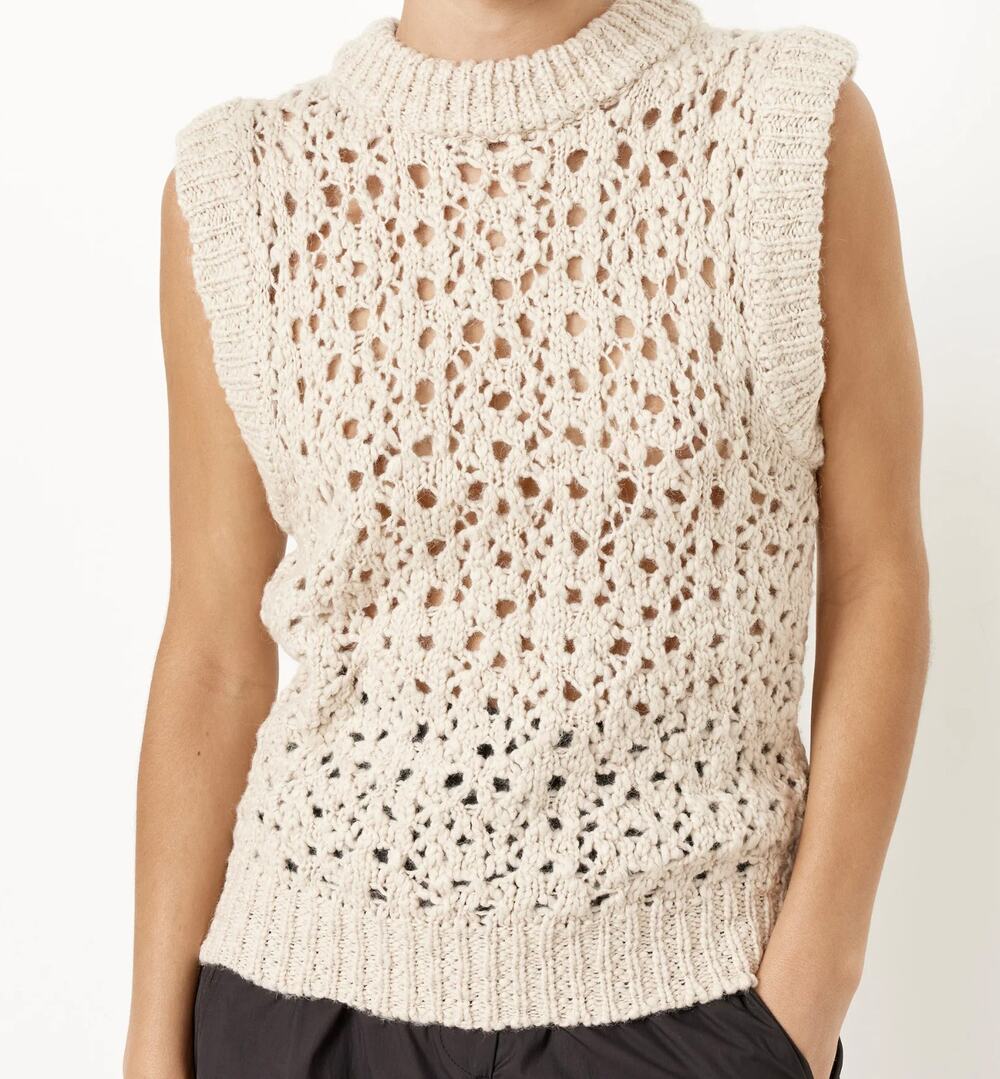 AMOMENTO Crochet Sleeveless Knit Sweater in Oatmeal Cream Size Small